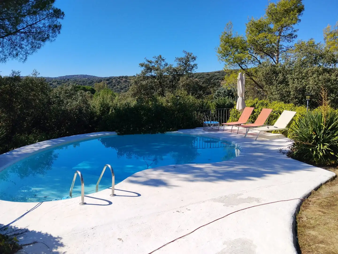 Casa con jardín en venta en Cerro Alarcón, imagen 2