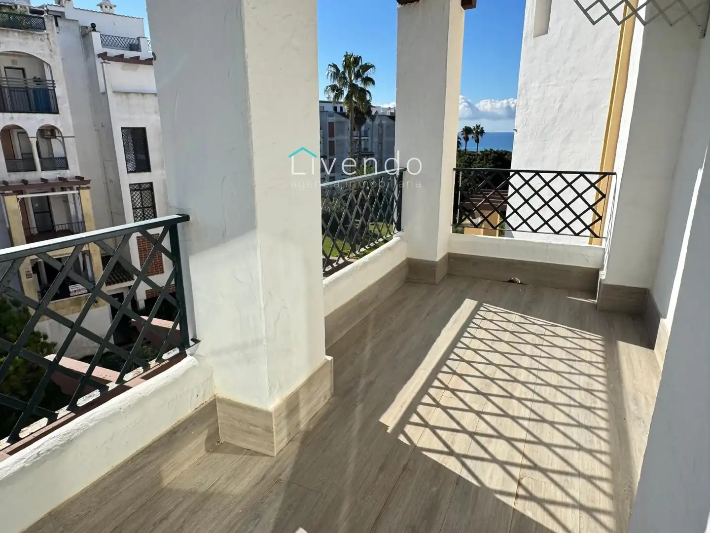Terraza de Piso en venta en Zahara de los Atunes con Trastero, Piscina y Piscina comunitaria