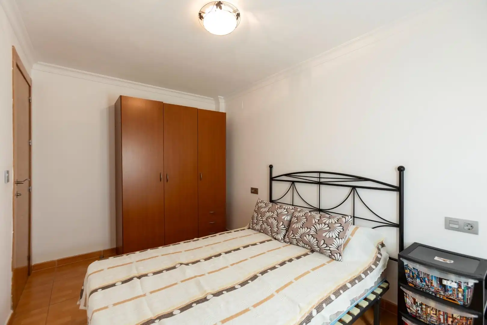 Bedroom of Houses for sale in Almuñécar  with Air Conditioner, Terrace and Furnished