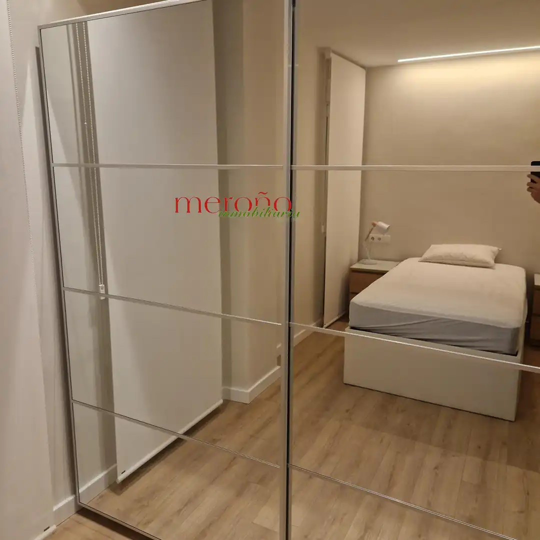 Habitación de Piso de alquiler en Elche / Elx con Aire acondicionado, Calefacción y Amueblado