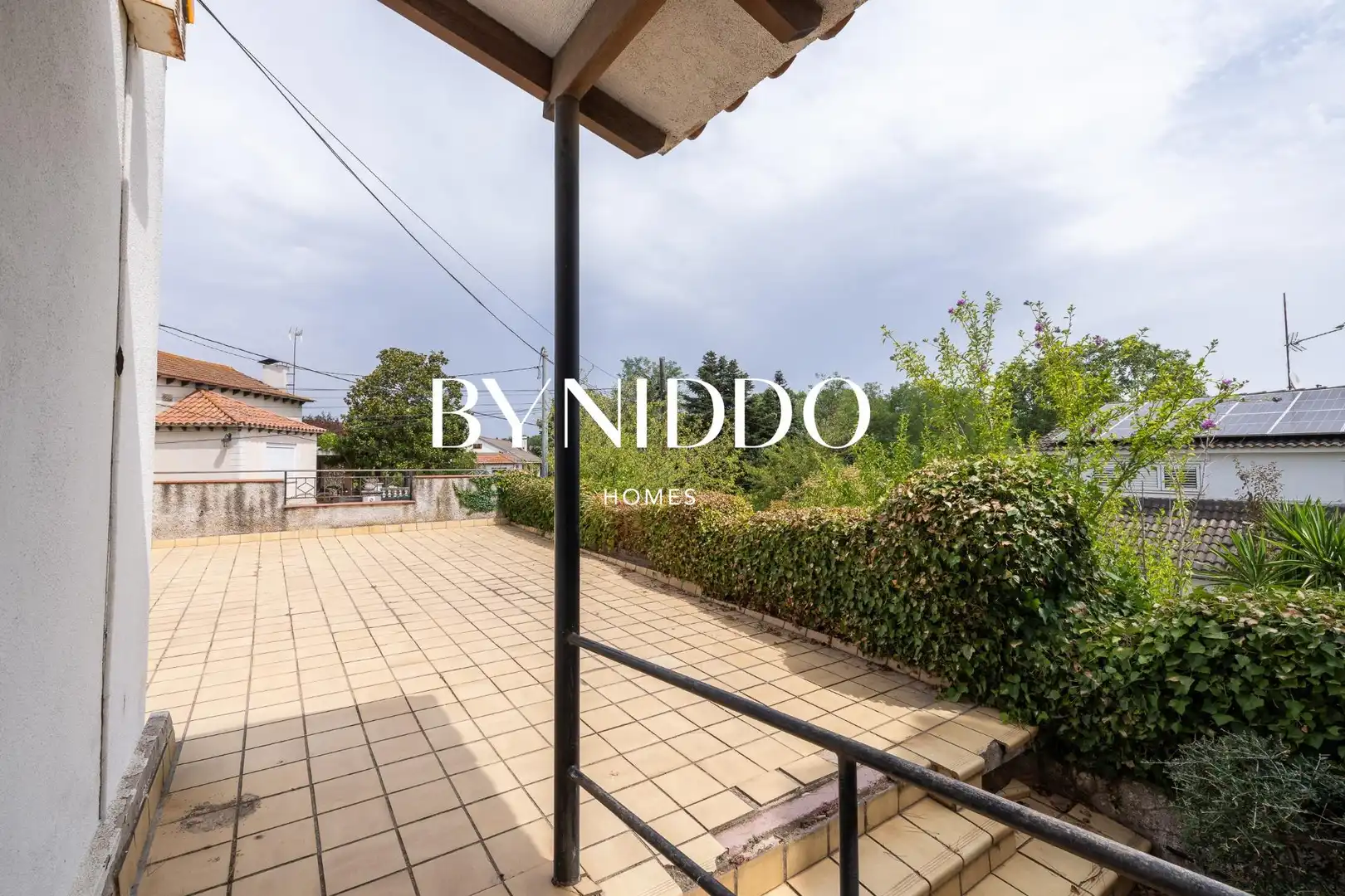 Terrassa de Casa o xalet en venda en Sant Cugat del Vallès amb Jardí privat, Terrassa i Traster