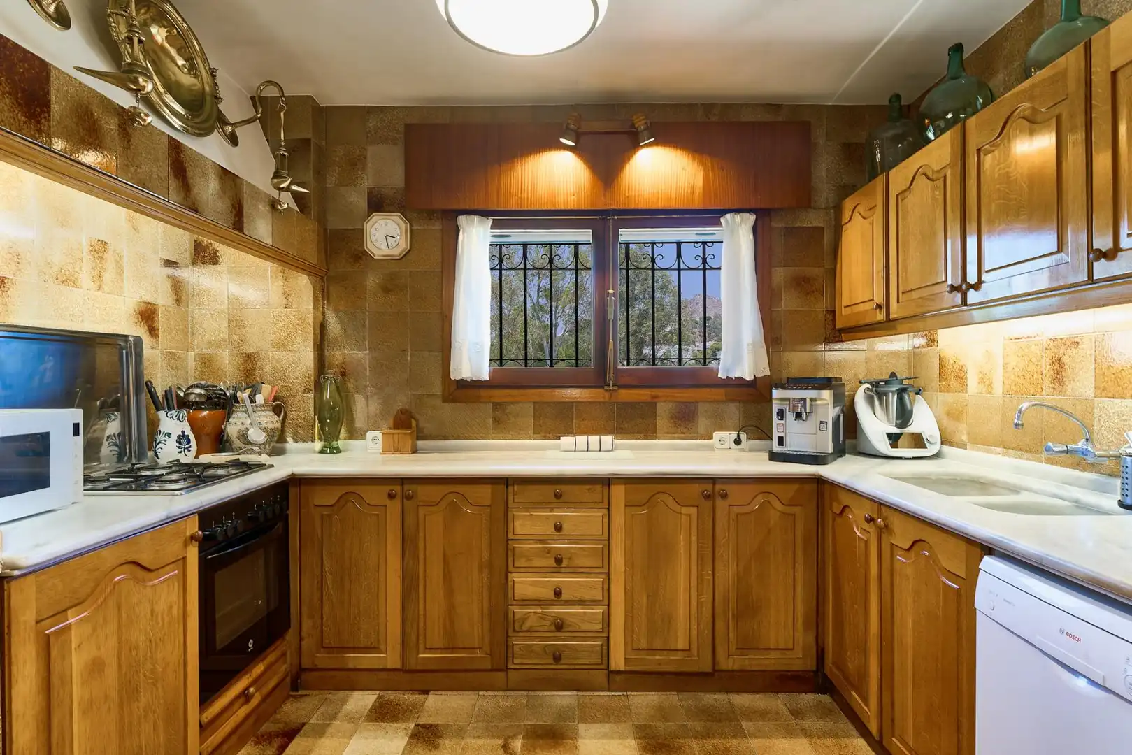Kitchen of Houses for rent in Málaga  with Air Conditioner, Heating and Private garden