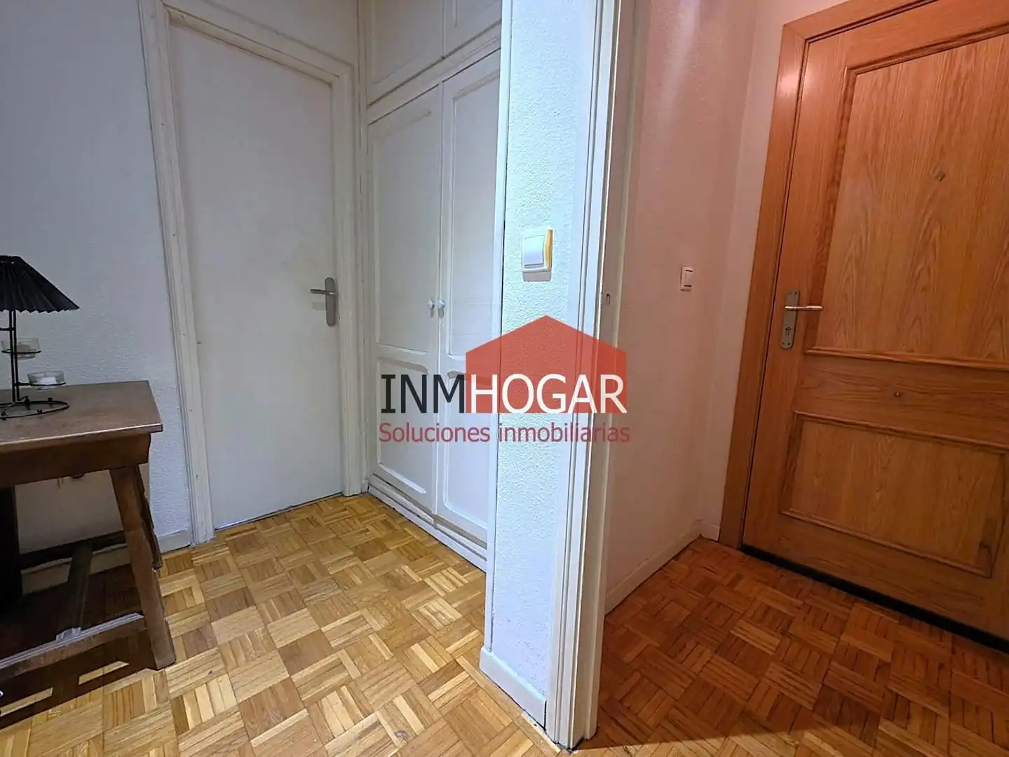 Piso en venta en Ávila con Calefacción, Parquet y Balcón