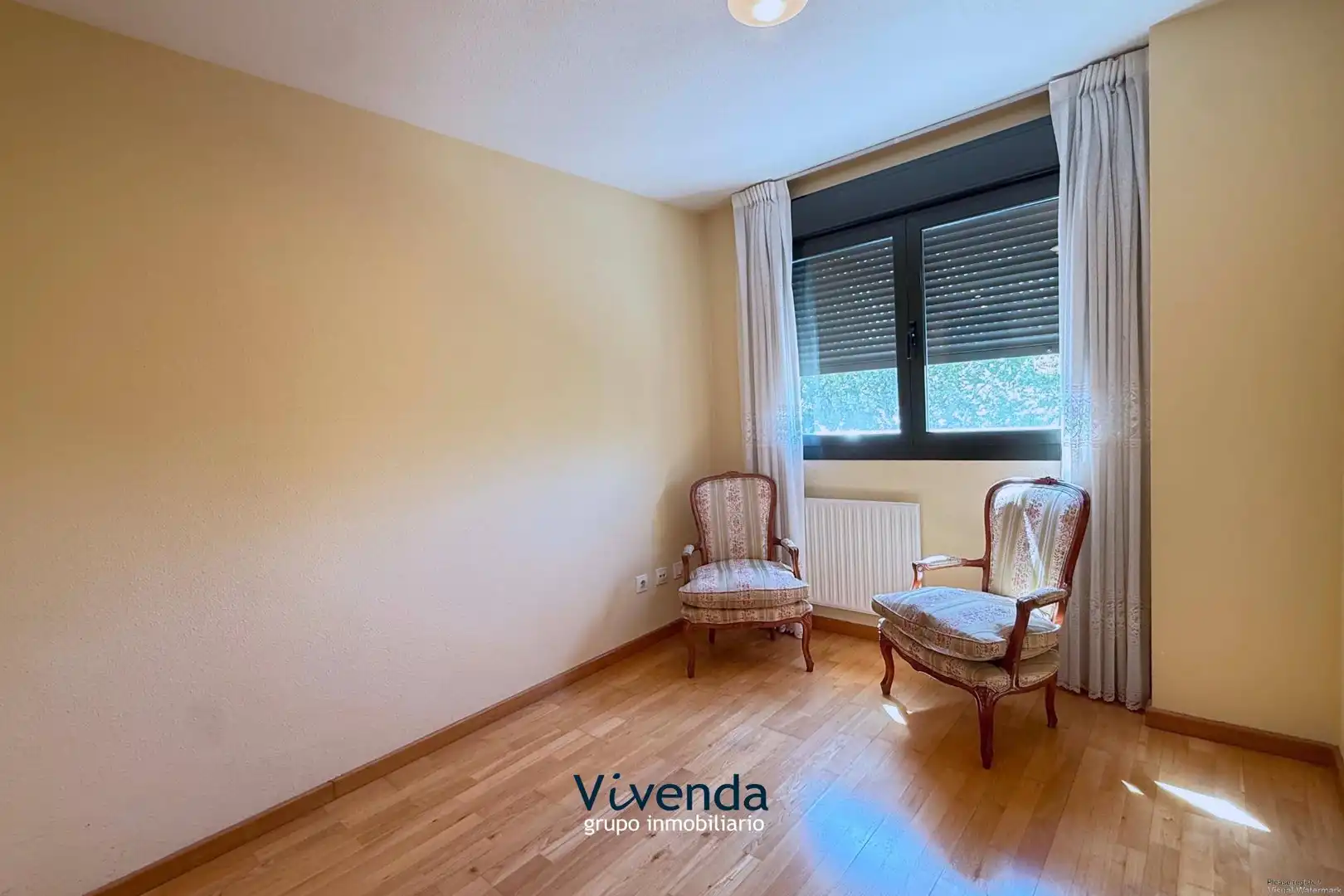 Bedroom of Flat for sale in Madrid  with Air Conditioner, Heating and Storage room