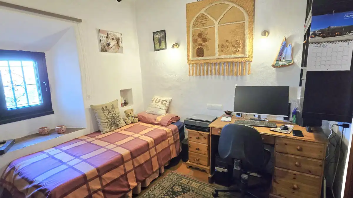 Casa rústica amb jardí en venda a Cómpeta, imagen 30