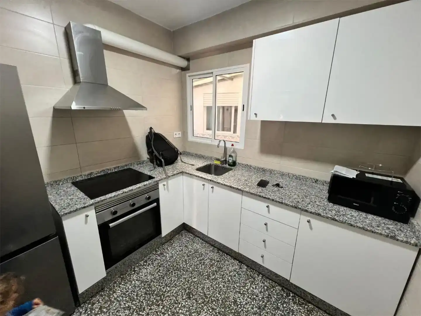 Küche von Wohnung zur Miete in Xirivella mit Möbliert, Waschmaschine und Mikrowelle