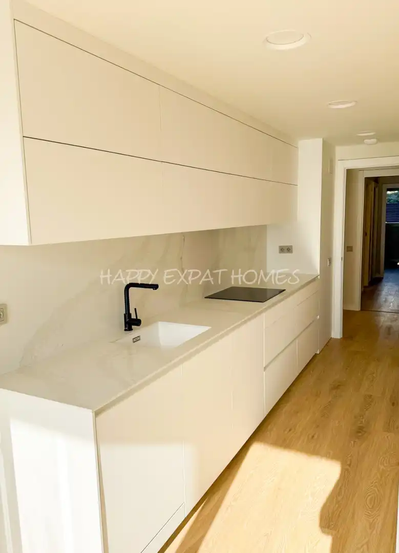 Kitchen of Flat for sale in Sitges  with Air Conditioner, Heating and Private garden