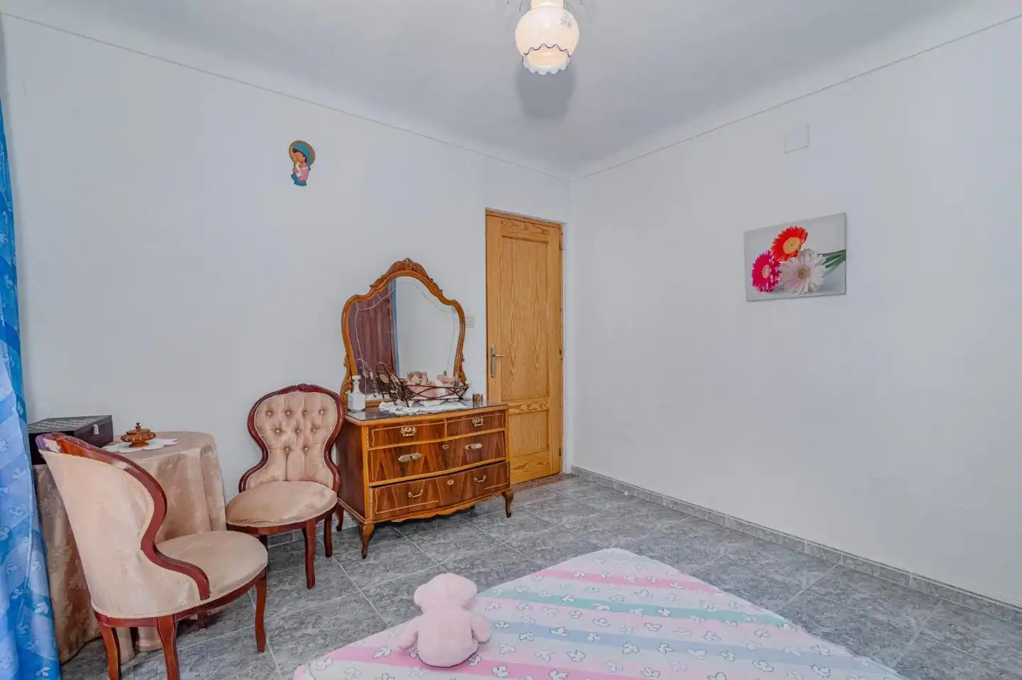 Dormitori de Casa o xalet en venda en Chimeneas amb Terrassa, Moblat i Balcó