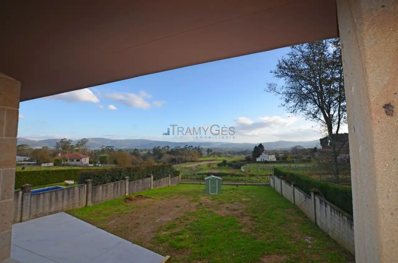Terrassa de Casa o xalet en venda en Tomiño amb Calefacció, Jardí privat i Terrassa