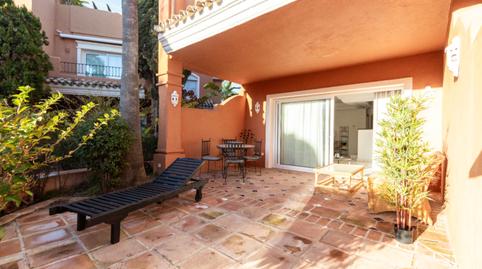Foto 2 de Casa adosada de alquiler en Bahía de Marbella, Marbella