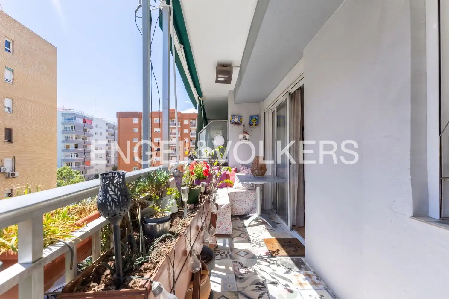 Balcony of Flat for sale in Valencia  with Air Conditioner, Heating and Storage room