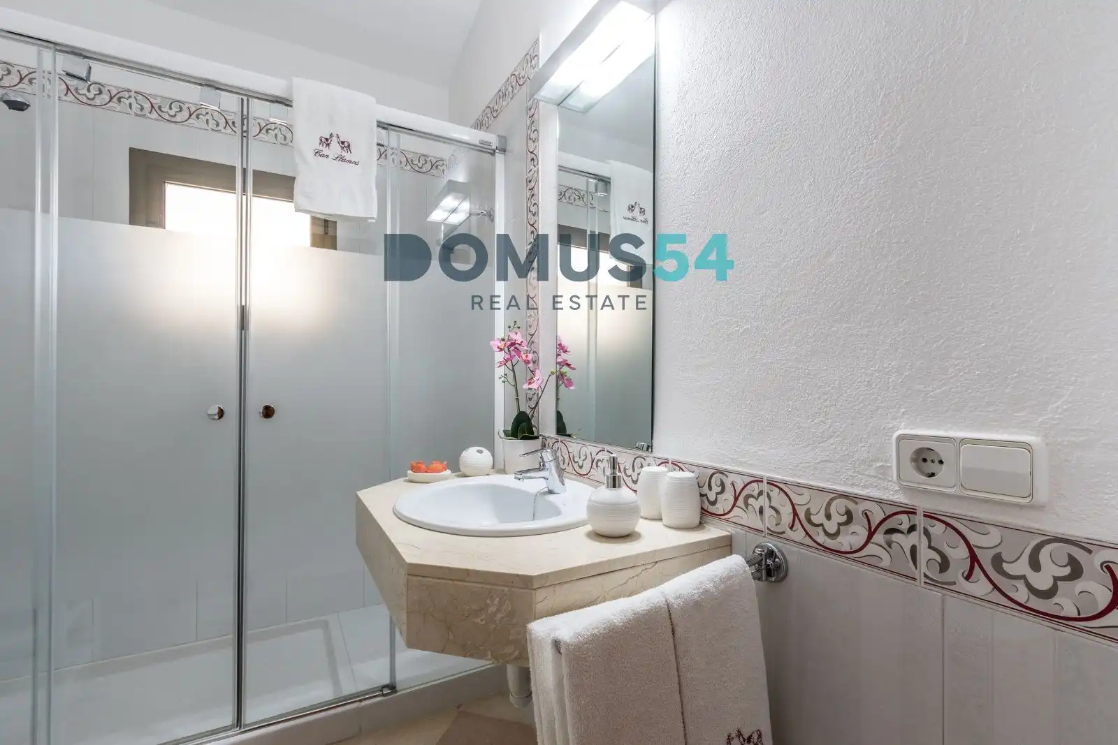 Baño de Finca rústica en venta en Pollença con Aire acondicionado, Terraza y Piscina