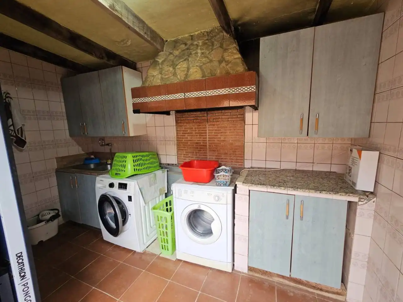 Cuina de Casa o xalet en venda en Alicante / Alacant amb Aire condicionat, Calefacció i Jardí privat