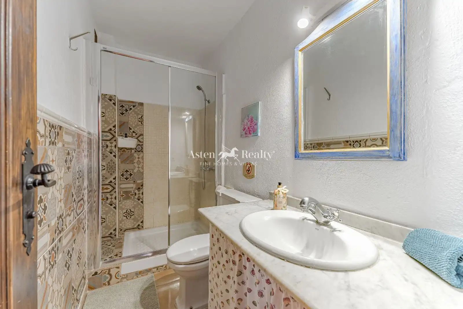 Baño de Casa adosada en venta en San Miguel de Abona con Jardín privado, Terraza y Amueblado