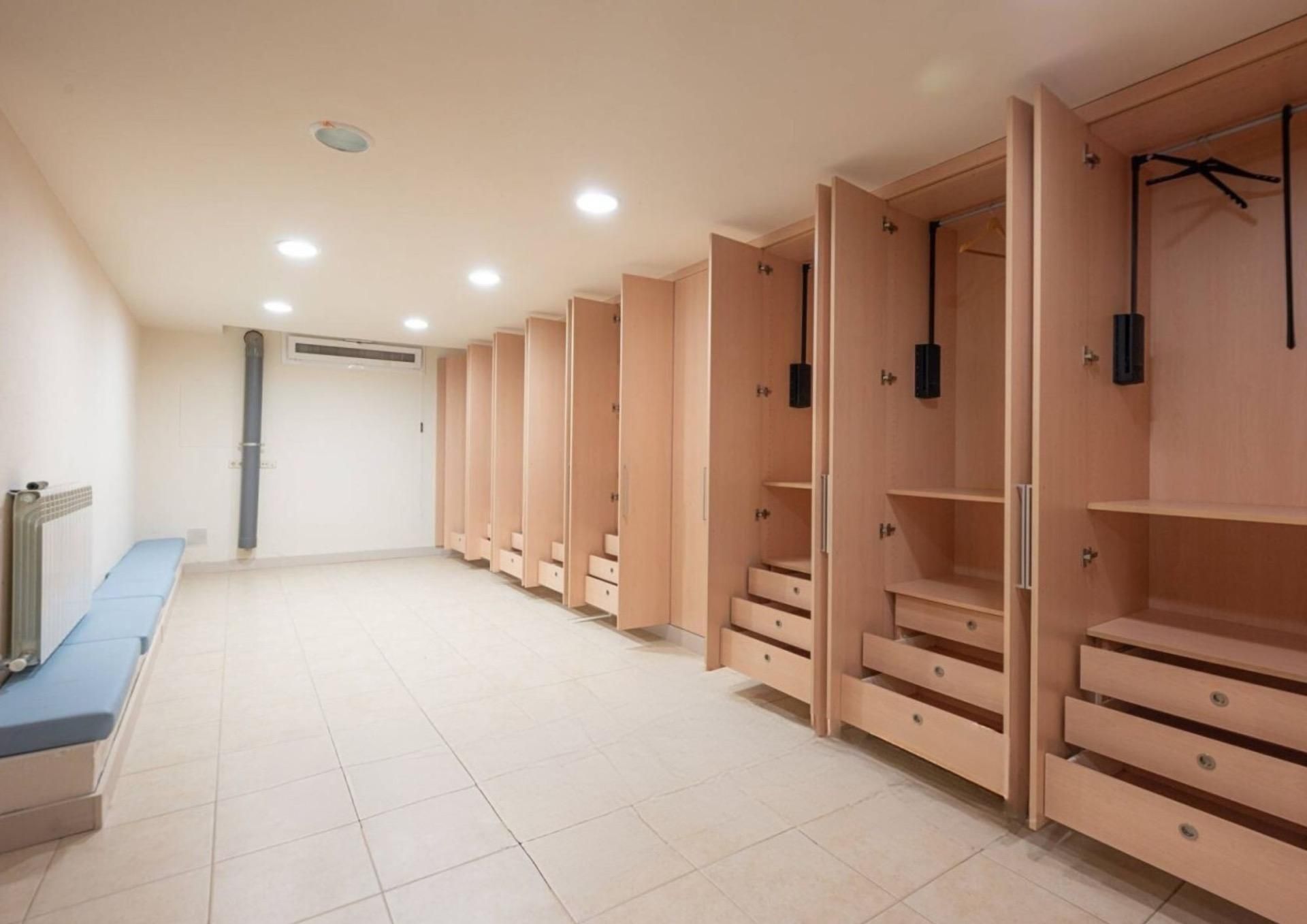 Einfamilien-Reihenhaus zum Verkauf in Palamós mit Klimaanlage und Heizung