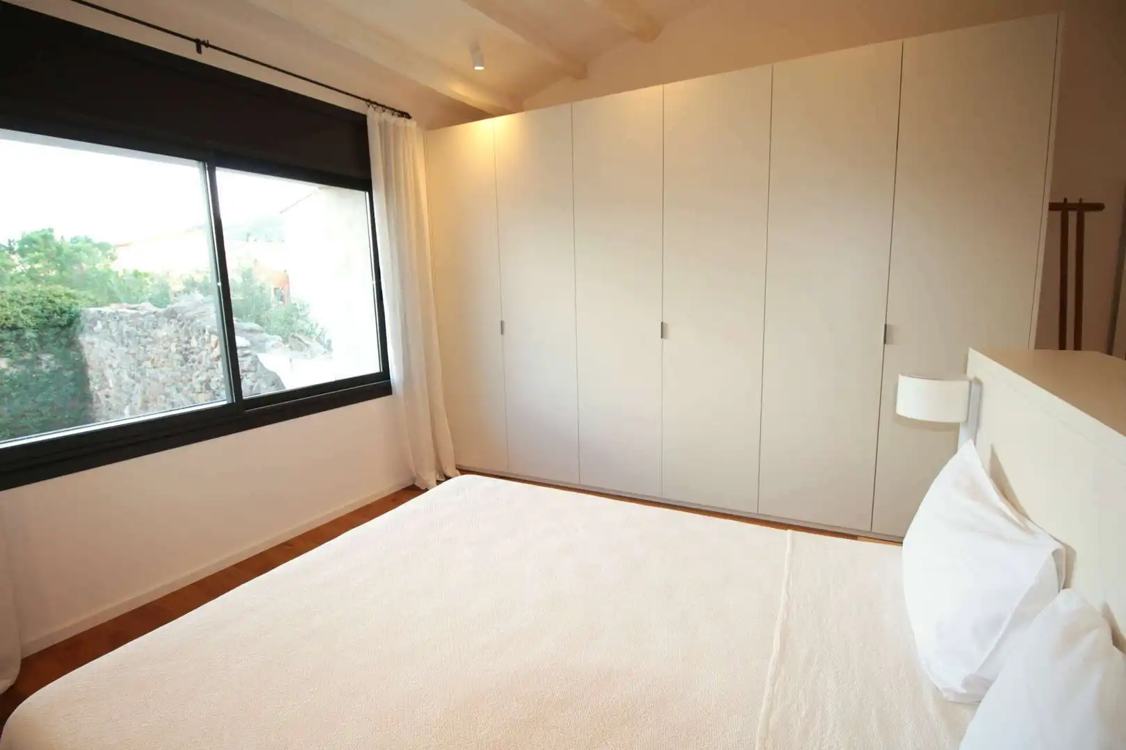Habitación de Casa o chalet en venta en Vilajuïga con Aire acondicionado, Calefacción y Jardín privado