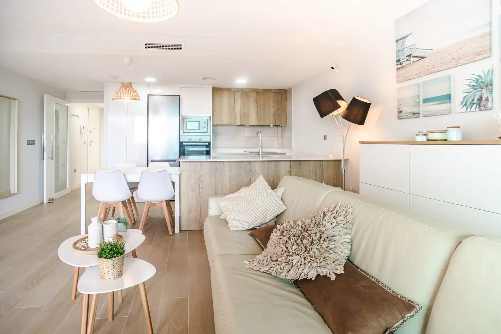 Sala d'estar de Apartament en venda en Cartagena amb Parquet, Terrassa i Balcó