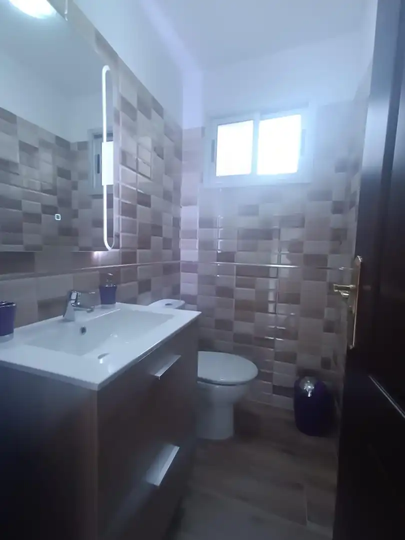 Terraced house with garden to rent in Carretera PISTA A LA CORONA, imagen 2