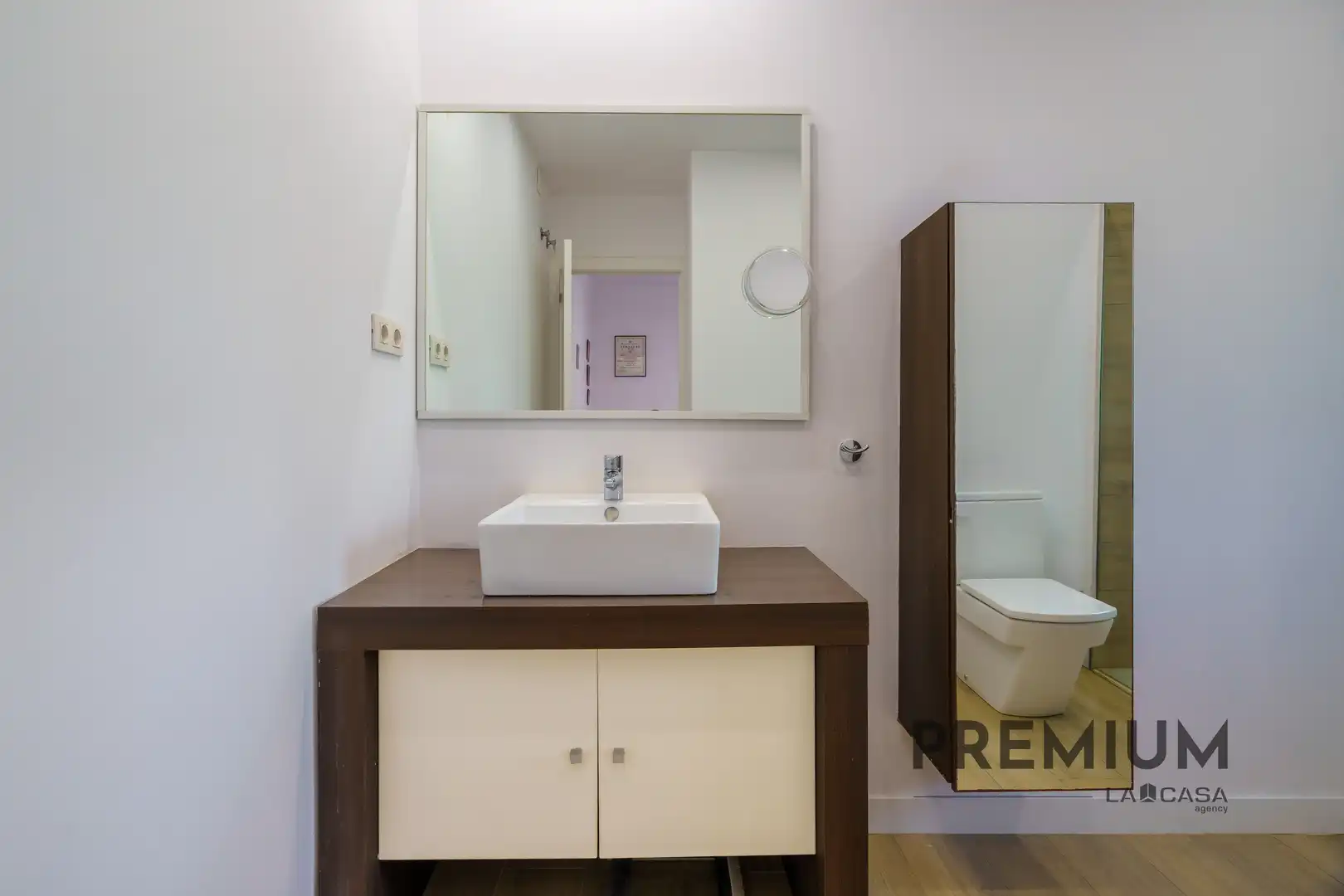 Bathroom of Houses for sale in Castelldefels  with Heating, Storage room and Swimming Pool