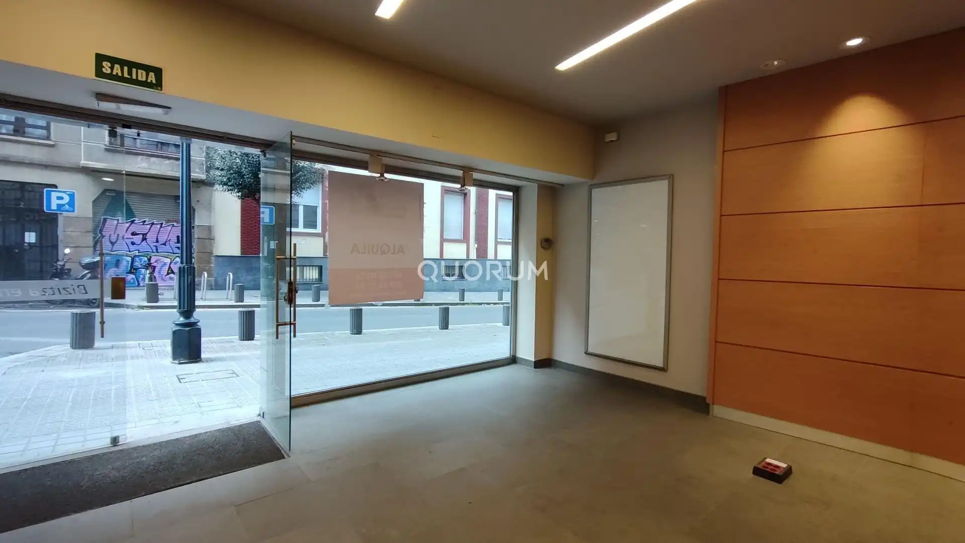 Business premises to rent in Calle Manuel Allende, imagen 2
