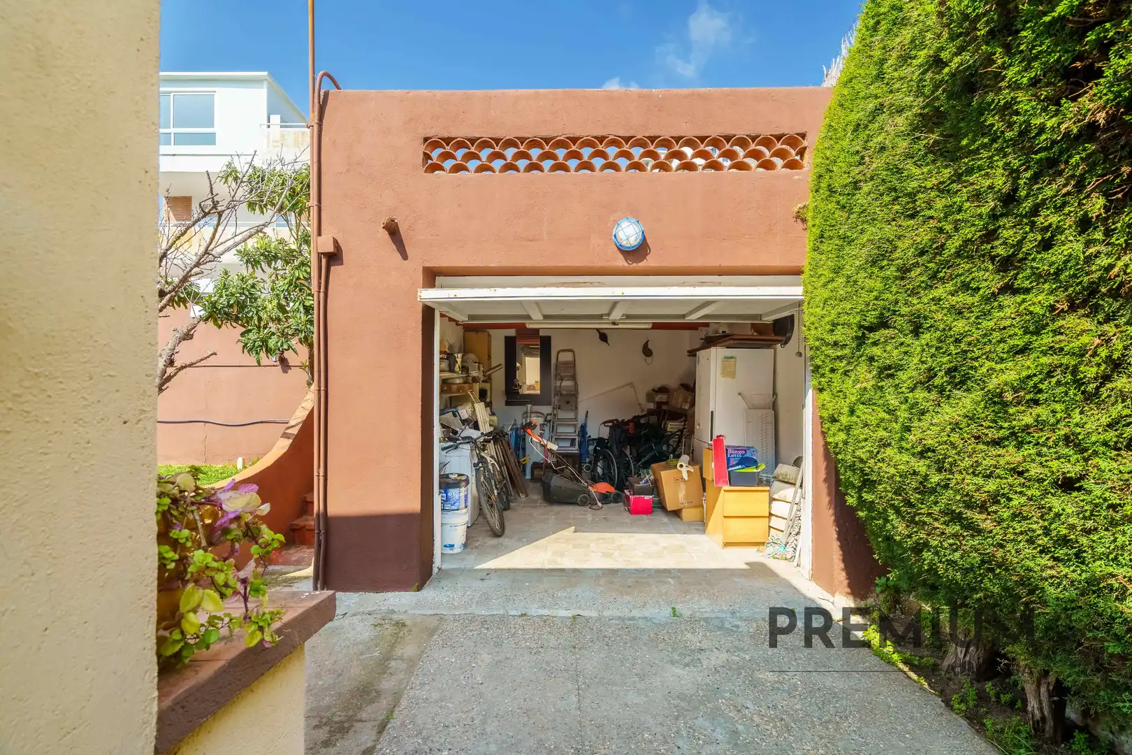 Exterior view of Houses for sale in Castelldefels  with Terrace and Balcony
