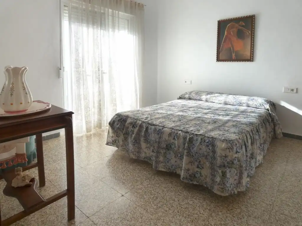 Casa adosada en venta en Camporrobles