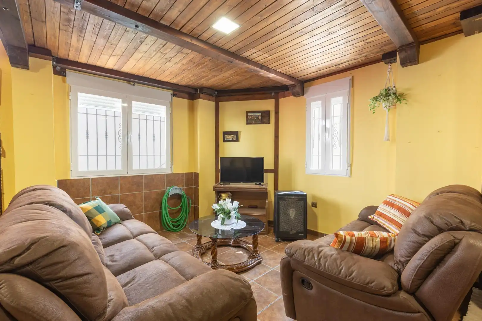 Sala d'estar de Casa o xalet en venda en Dílar amb Aire condicionat i Balcó