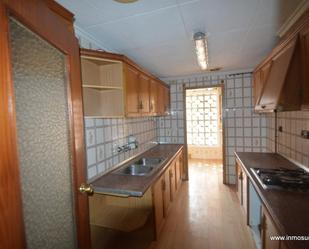 Kitchen of Flat for sale in Orihuela  with Storage room