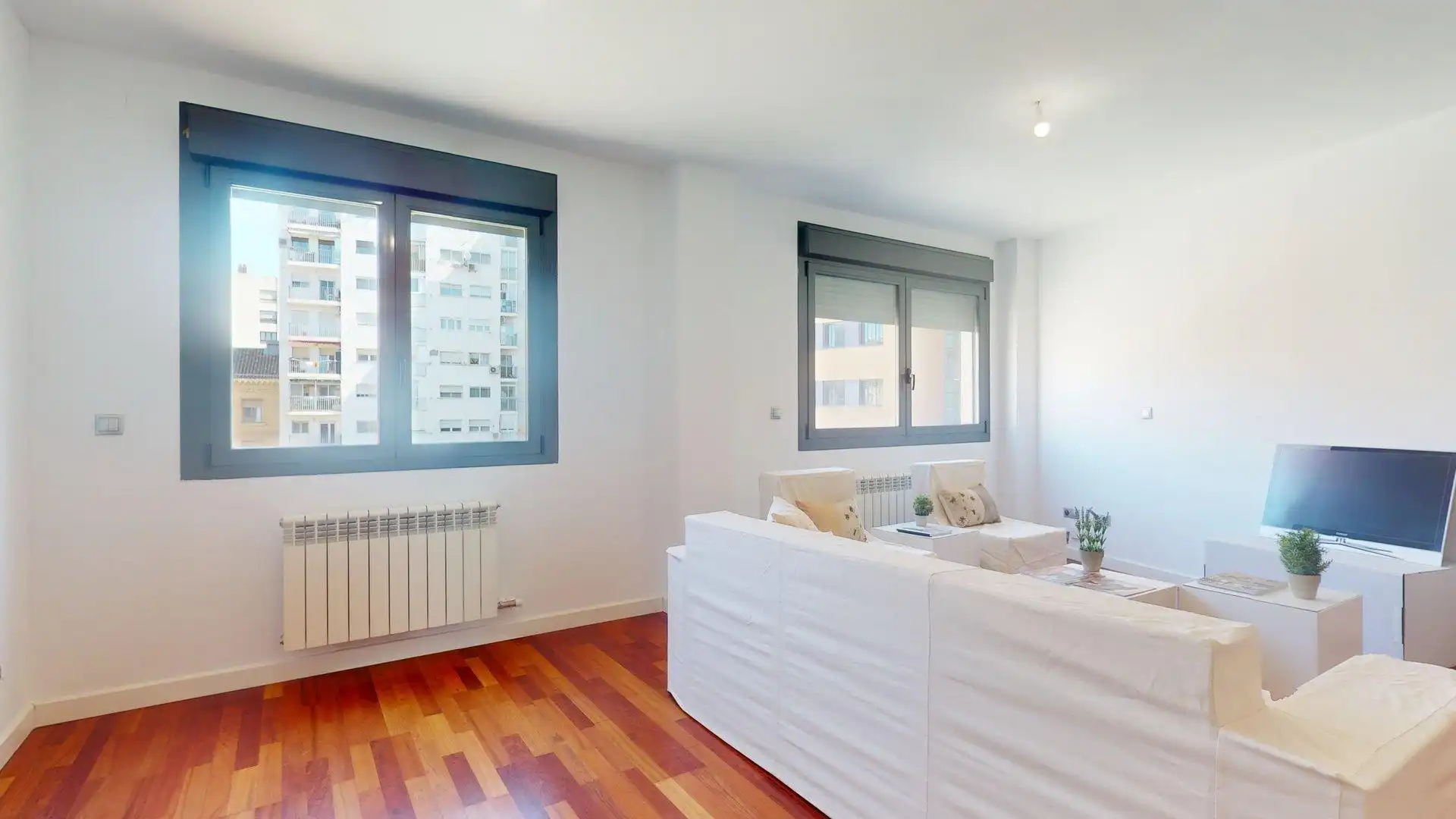 Sala de estar de Dúplex de alquiler en Zaragoza con Aire acondicionado, Calefacción y Balcón