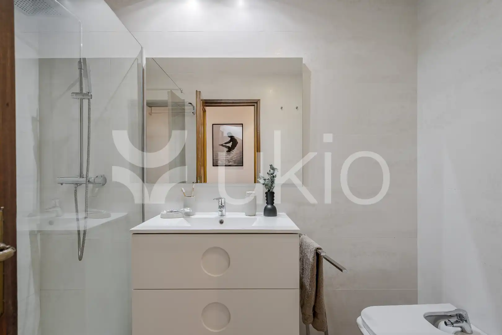 Bathroom of Apartments for rent in Madrid  with Air Conditioner, Heating and Furnished