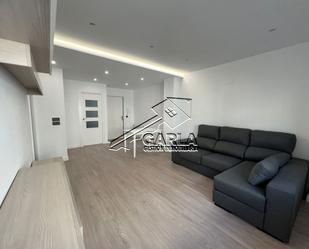 Living room of Flat to rent in Salamanca Capital  with Balcony