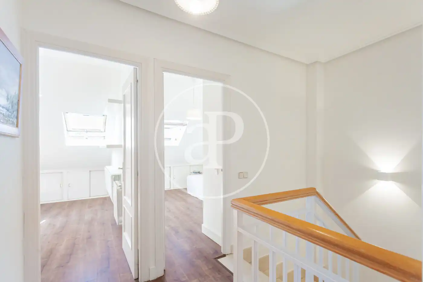 Duplexes for sale in Madrid  with Air Conditioner, Heating and Storage room
