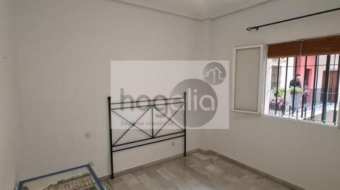 Foto 4 de Piso de alquiler en San Bernardo,  Sevilla Capital