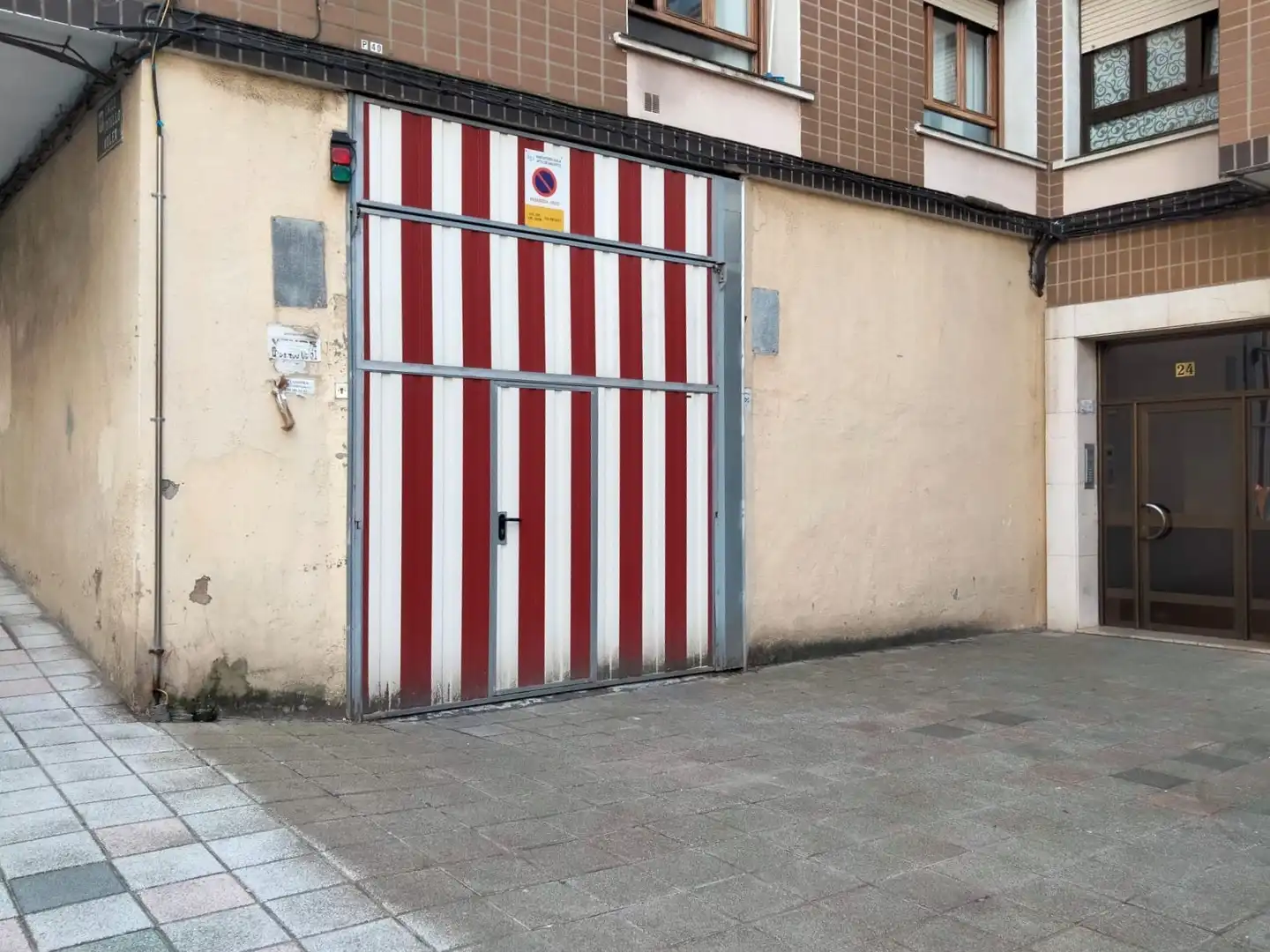 Parkplatz von Garage zum Verkauf in Santurtzi 