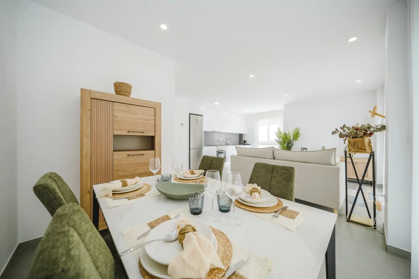 Menjador de Apartament en venda en La Manga del Mar Menor amb Aire condicionat, Terrassa i Piscina