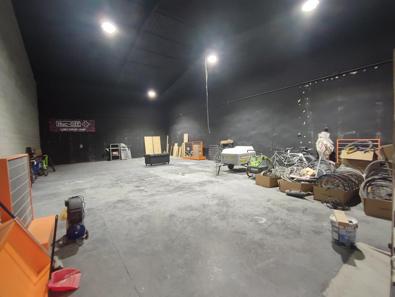 Industrial buildings for sale in Basauri 
