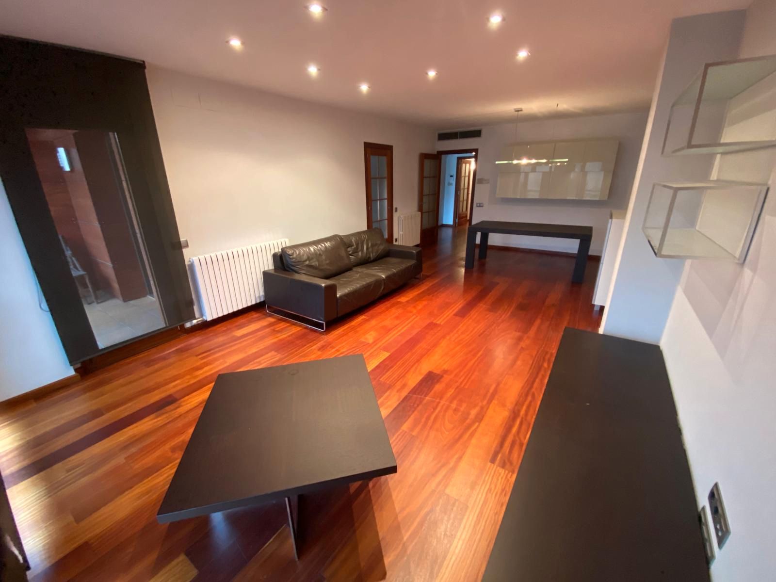 Sala d'estar de Pis de lloguer en Vic amb Aire condicionat, Calefacció i Parquet