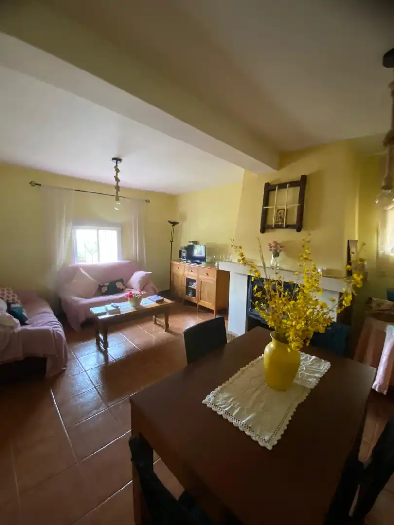 Living room of Houses for sale in Huete  with Heating, Furnished and Balcony