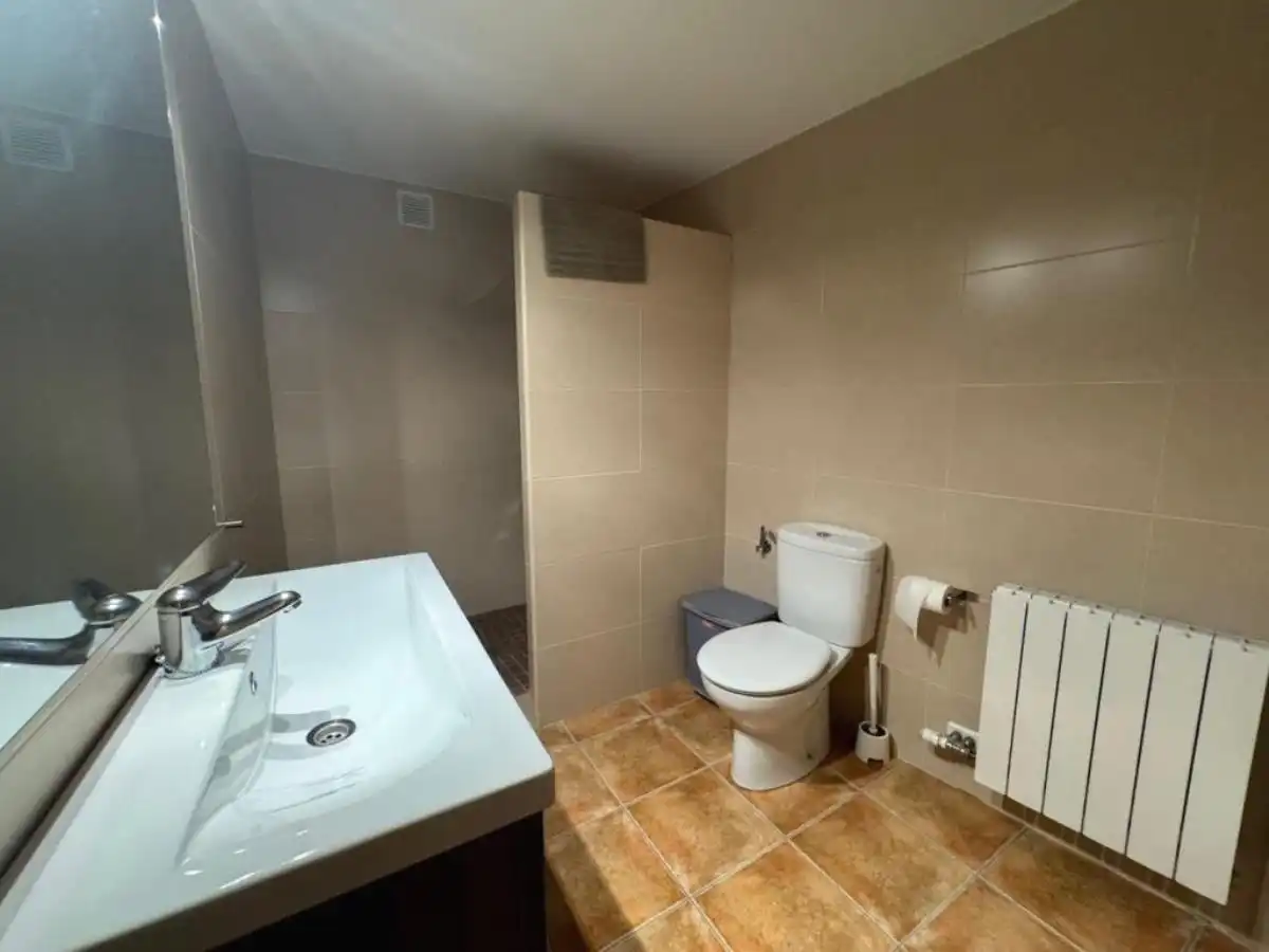 Bathroom of Detached homes for sale in Cretas  with Heating, Terrace and Storage room