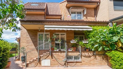 Foto 3 de Casa adosada en venta en Calle Portugal, Parque Europa - Los Pitufos, Pinto