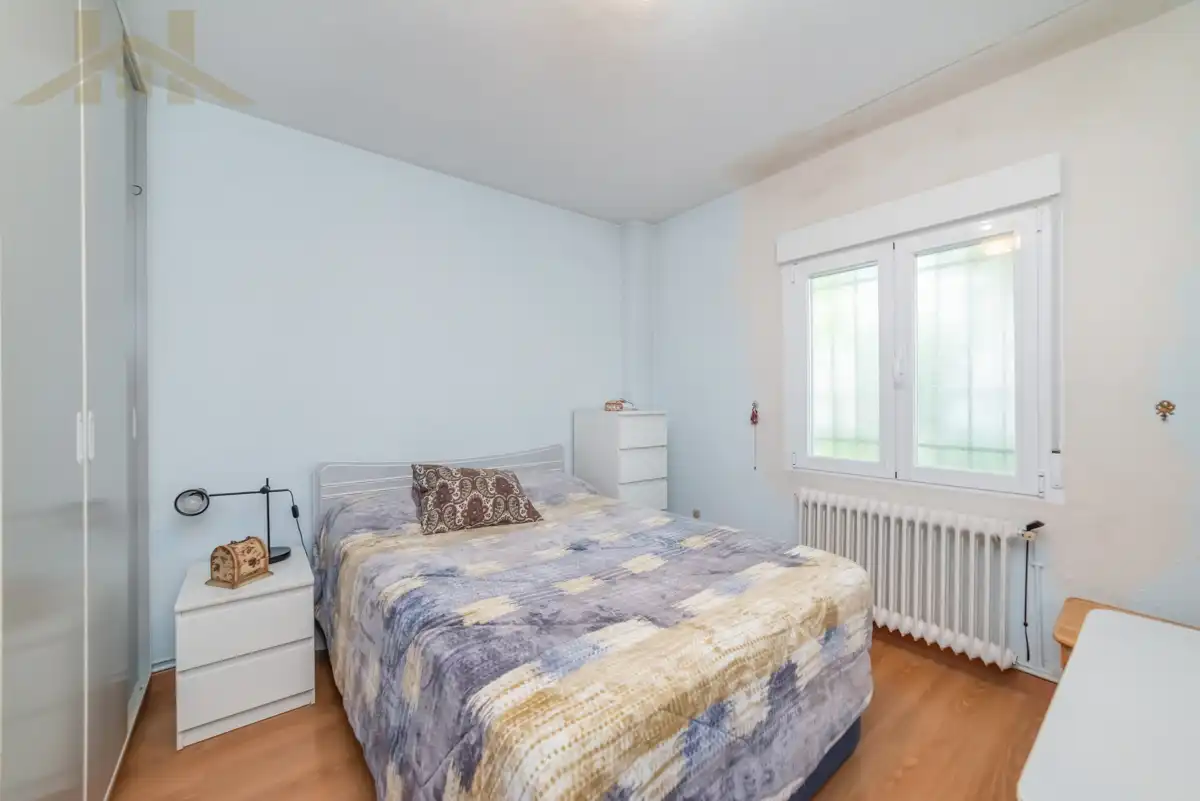 Bedroom of Flat for sale in Fuenlabrada  with Air Conditioner, Heating and Furnished