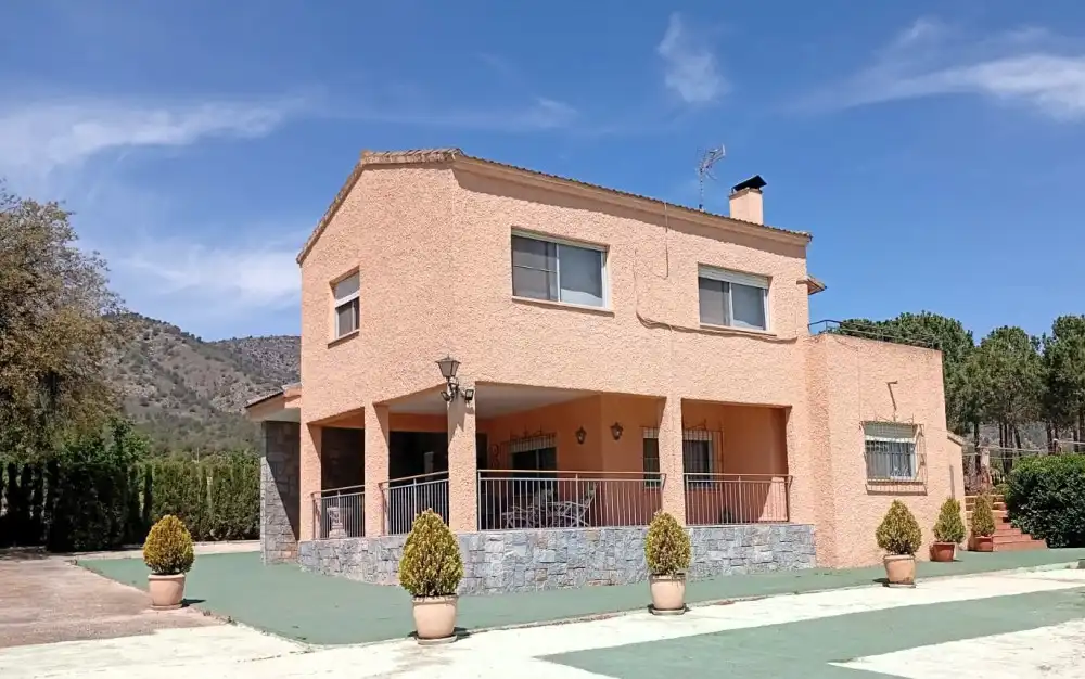 Vista exterior de Piso en venta en Salinas
