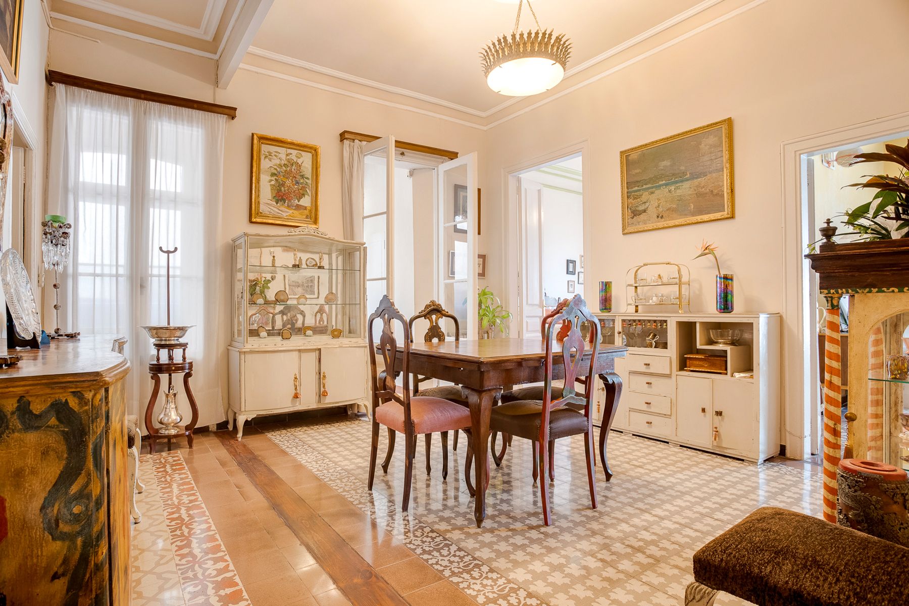 Dining room of Flat for sale in  Barcelona Capital  with Air Conditioner, Heating and Oven