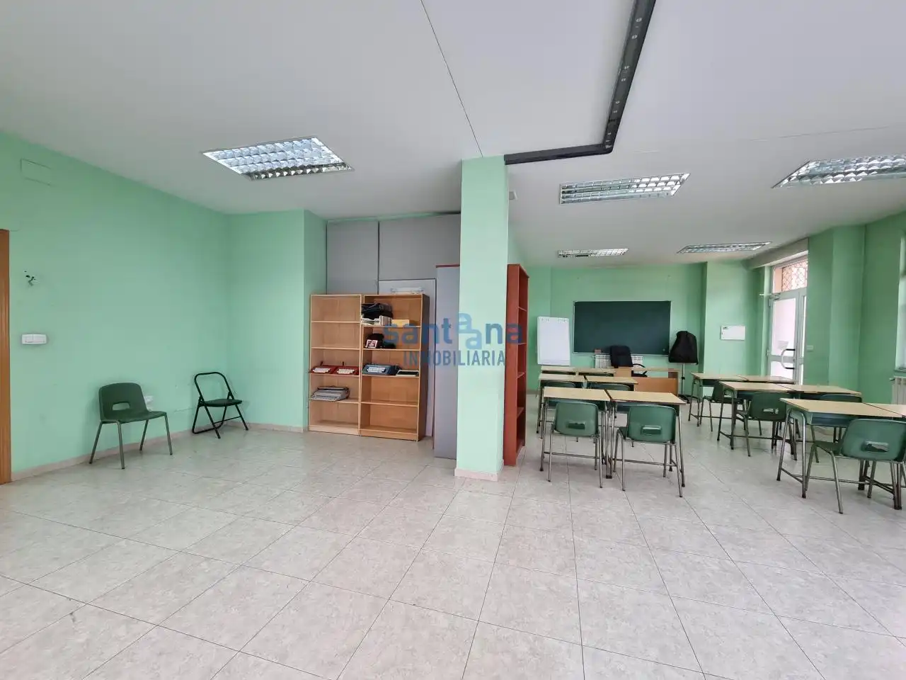Local comercial en venda a Casco Antiguo, imagen 3