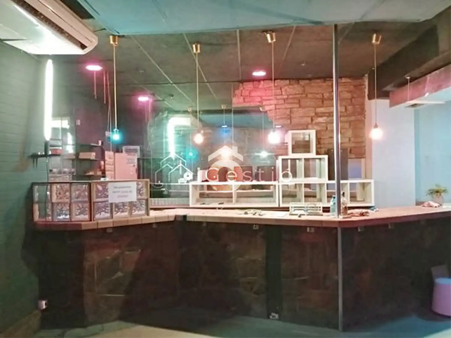 Local en venda en Sant Boi de Llobregat
