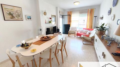 Foto 2 de Piso en venta en De Málaga, Centro, Chipiona