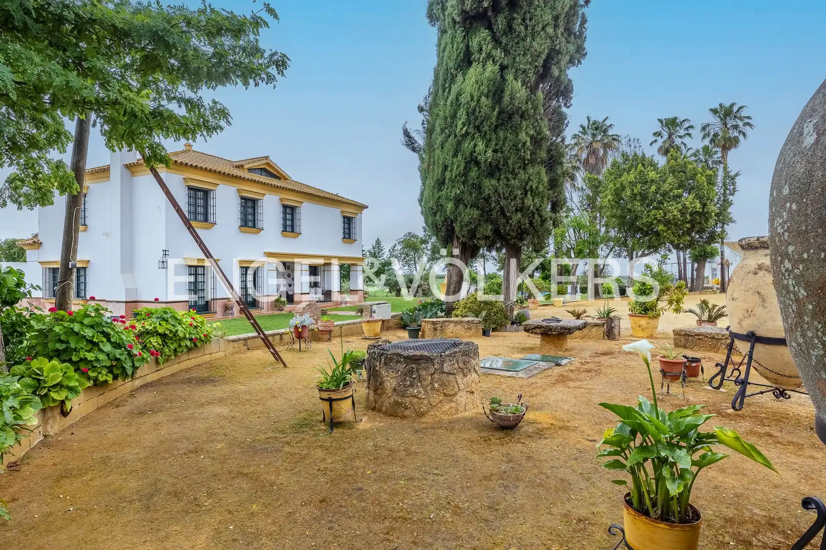 Casa rústica amb terrassa en venda a Mairena del Alcor, imagen 53