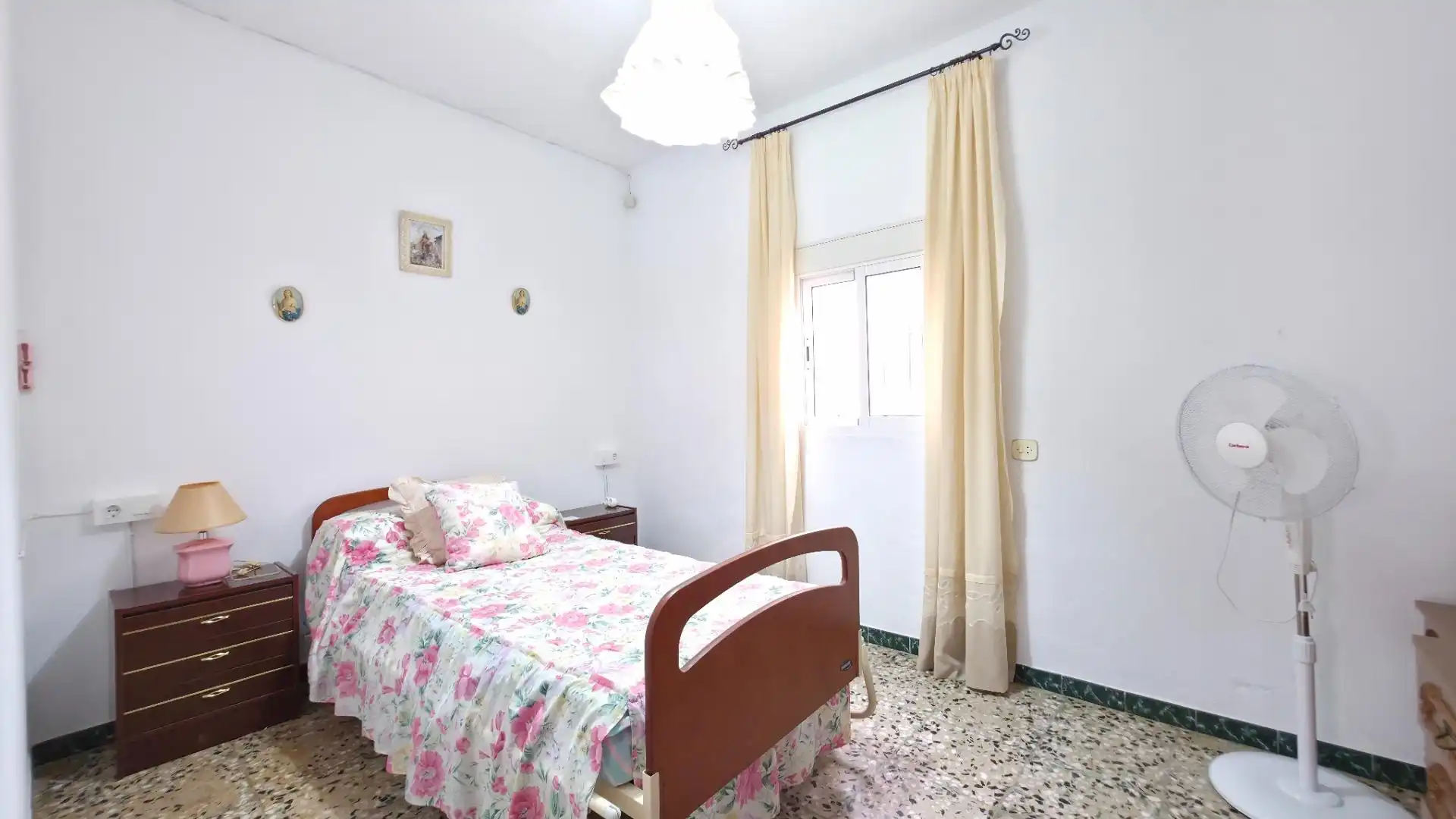 Bedroom of Houses for sale in Arcos de la Frontera  with Private garden and Storage room
