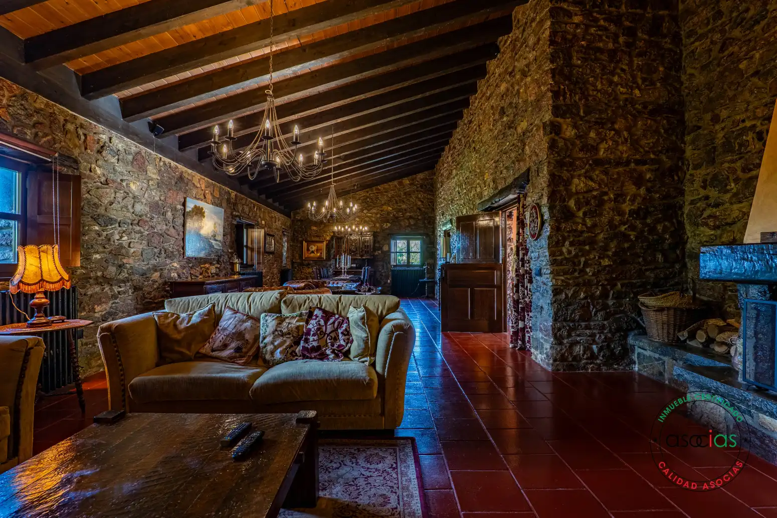 Sala d'estar de Casa o xalet en venda en Carreño amb Calefacció, Jardí privat i Traster