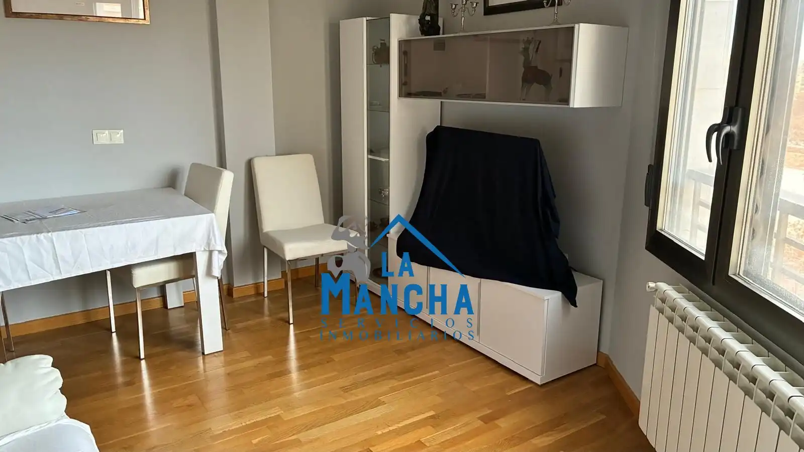 Wohnzimmer von Wohnungen zum Verkauf in  Albacete Capital mit Heizung, Abstellraum und Möbliert